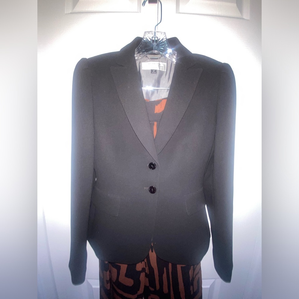 Black Tahari blazer (petite 0)